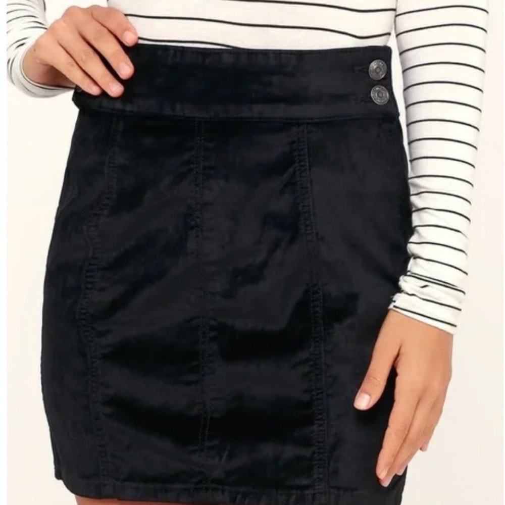 Free People black velvet mini skirt with back zip., size 29